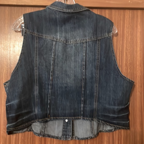 Worn once, at most, cute denim cropped vest by Kismet. - Picture 2 of 7